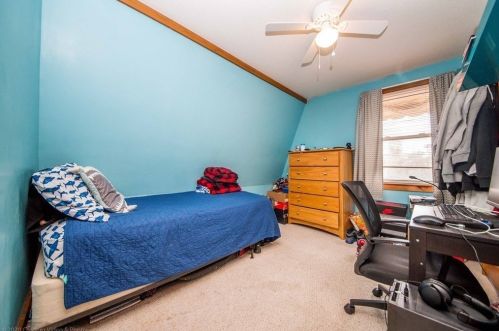 278 Palmer St, New Bedford MA 02740-2559 exterior