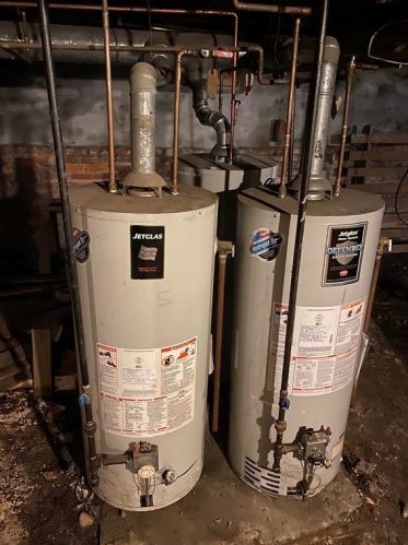 14 Parker Ave, Montgomery MA 01085-1518 exterior