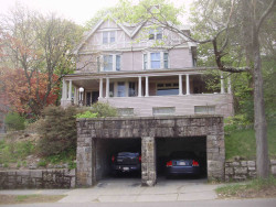 98 Grant Ave, Newton, MA 02459-1347