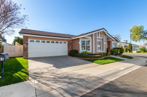 313 Anderson Ave, Phoenix, AZ 85022-2367