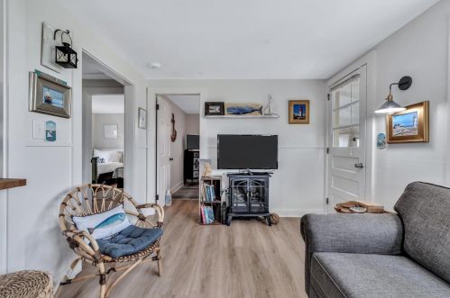 722 State Hwy, Eastham MA 02642-2534 exterior