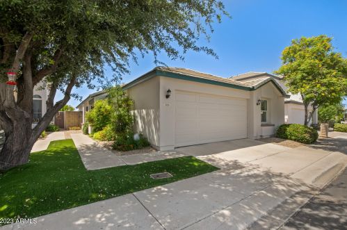 15826 5th Dr, Phoenix AZ  85023-7435 exterior