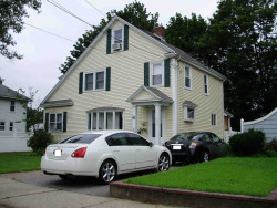 257 Linwood Ave, Newton, MA 02460-1439