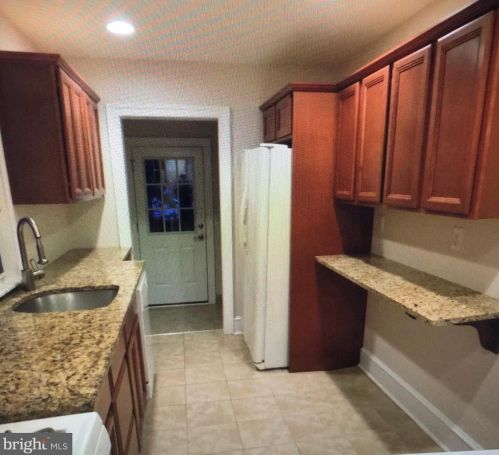 230 Norris St, West Deptford NJ  08051-1016 exterior