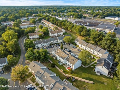 118 Joan Ct, Jackson Twp NJ 08527-2366 exterior