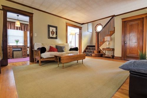 132 Elm Ave, Quincy MA 02170-2939 exterior