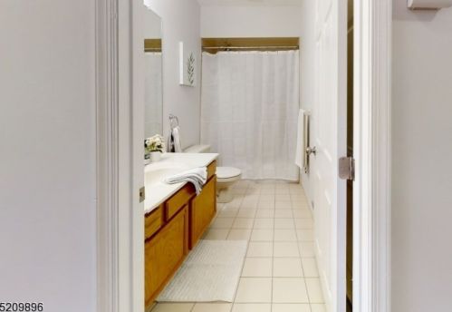 20 Midland Ave, Kearny NJ 07032-2783 exterior