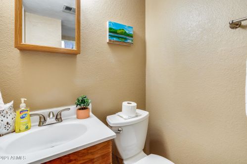 19408 5 Dr, Phoenix AZ 85027-4405 exterior