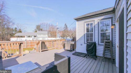 23 Lauderdale Rd, West Deptford NJ 08096-3938 exterior