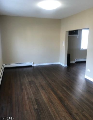 57 Center St, Belleville, NJ 07109-1705