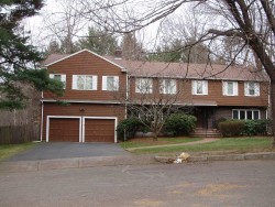 88 Broken Tree Rd, Newton, MA 02459-3449