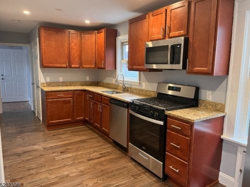 2 Center St, Belleville NJ  07109-1706 exterior