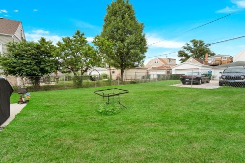 1331 Home Ave, Forest View IL 60402-1618 exterior