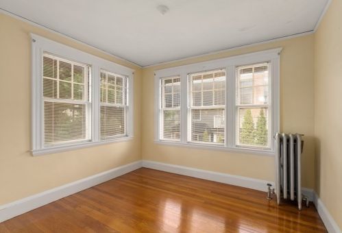 59 Carlton Rd, Newton MA 02468-1916 exterior