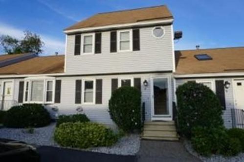 315 Broadway Rd, Dracut MA  01826-2747 exterior