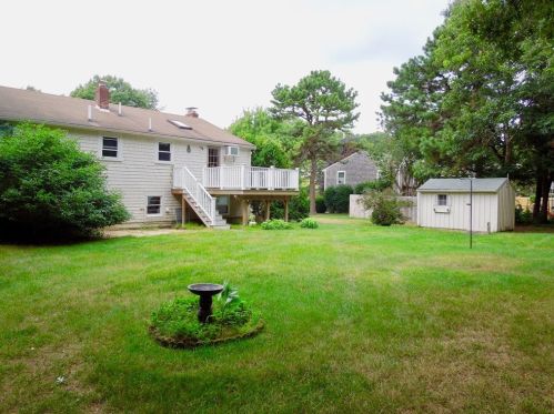 38 Flintlocke Dr, Plymouth MA  02360-5054 exterior