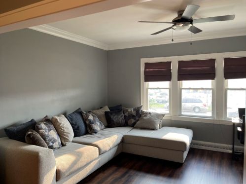 3739 Maple Ave, Forest View, IL 60402-3934