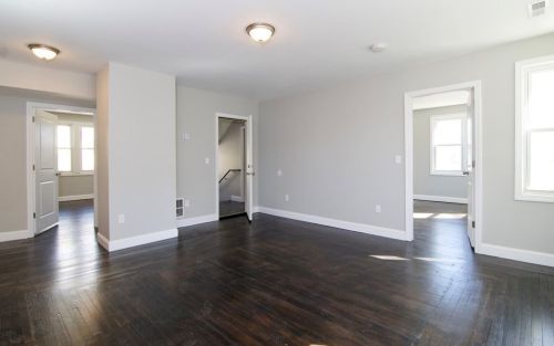 8 Conner Ave, Montgomery MA 01085-2325 exterior