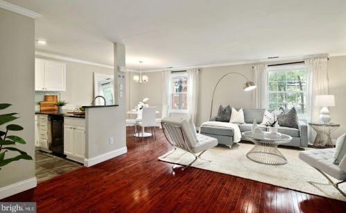 1712 Bainbridge St, Philadelphia, PA 19146-1918