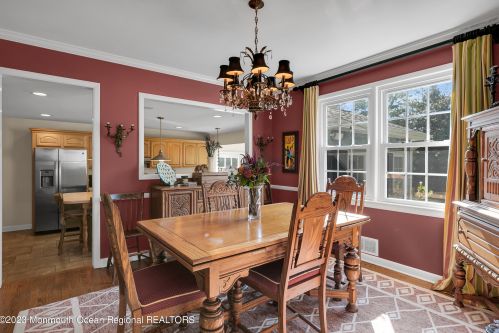 208 Winding Way, Little Silver NJ 07739-1763 exterior