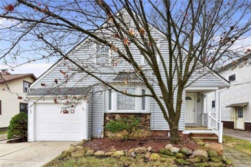 2165 Alger Rd, Cleveland, OH 44107-5802