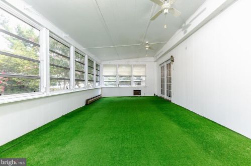 605 Chestnut Ave, West Deptford NJ 08097-1603 exterior