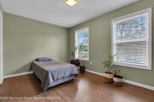 6 Pitney Ln, Jackson Twp NJ 08527-2933 exterior