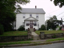 201 Cherry St, Newton, MA 02465-1245