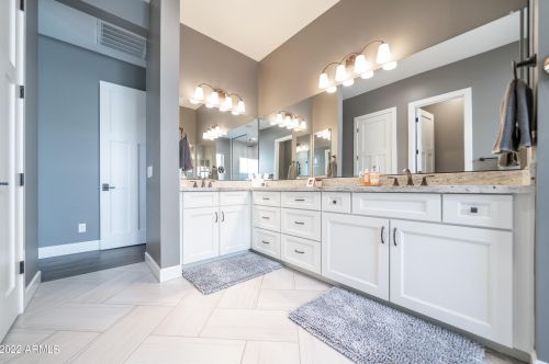 5311 2nd St, Phoenix AZ 85085-7756 exterior