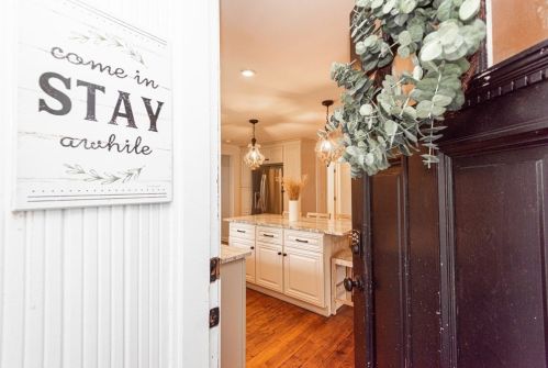 2 Lee Rd, North Reading MA 01864-3314 exterior