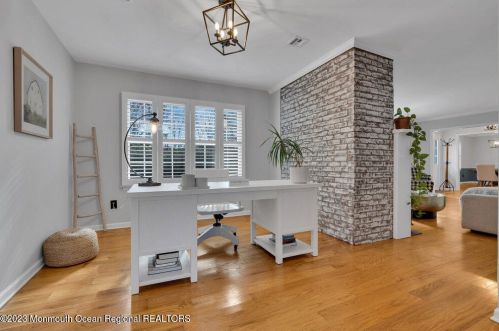 130 Rumson Pl, Little Silver NJ  07739-1044 exterior