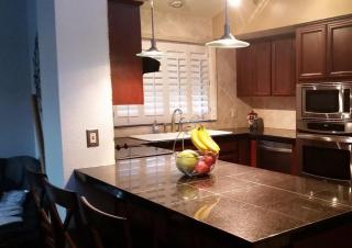 10801 9th Pl, Phoenix, AZ 85020-1194