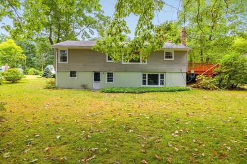 30 Duxbury Dr, Holden MA 01520-1643 exterior