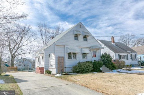 924 Belmont Ave, Camden, NJ 08108-3221