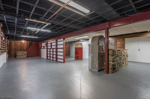 1 Elmhurst Rd, Milford NJ 08848-1506 exterior