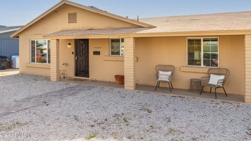 1443 7th Dr, Mesa, AZ 85202-2032