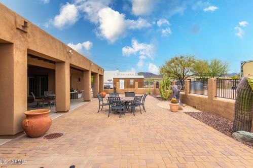 37405 16 St, Phoenix AZ 85086-6479 exterior