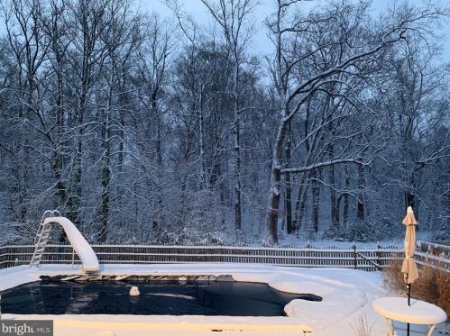 26 Tattersall Dr, West Deptford NJ 08051-1712 exterior