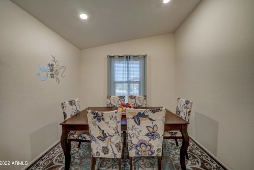 6522 4th St, Phoenix AZ 85042-1010 exterior