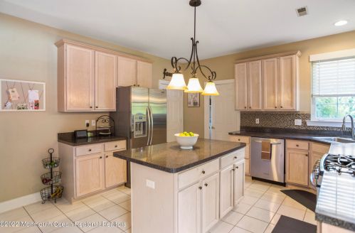 12 Tuscany Dr, Jackson Twp NJ 08527-3169 exterior