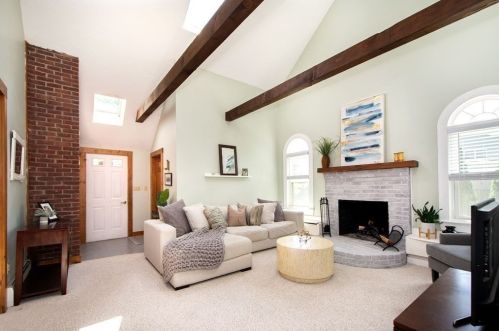 8 Euclids Way, Plymouth MA  02360-4226 exterior