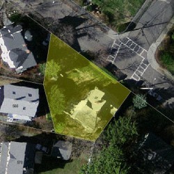 322 Franklin St, Newton MA  02458-2301 aerial view