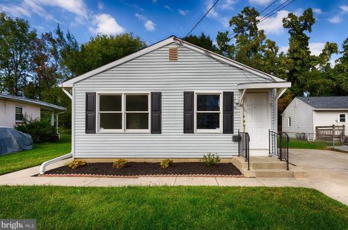 66 Packard Ave, West Deptford NJ  08096-3238 exterior