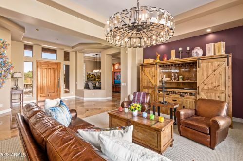 22843 54th St, Phoenix AZ  85054-7199 exterior