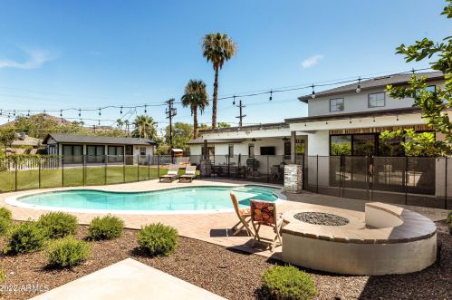 3140 52nd St, Phoenix AZ 85018-4402 exterior