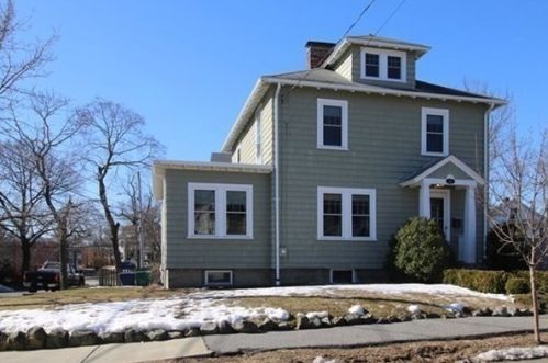 41 Capital St, Newton MA 02458-1332 exterior