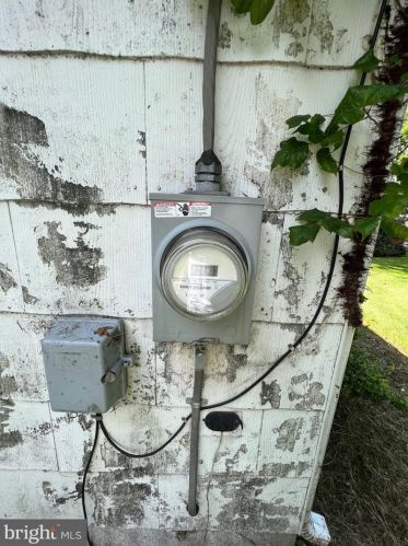 238 Hillcrest Dr, Milford NJ 08848-1001 exterior