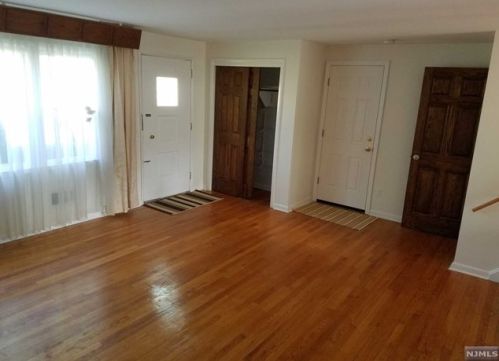 312 12th St, Cresskill NJ  07626-1314 exterior