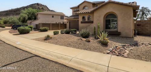 6433 Cavedale Dr, Phoenix, AZ 85083-6594