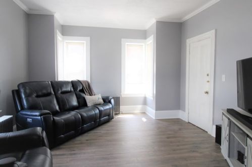 292 Durfee St, Fall River MA 02720-2330 exterior